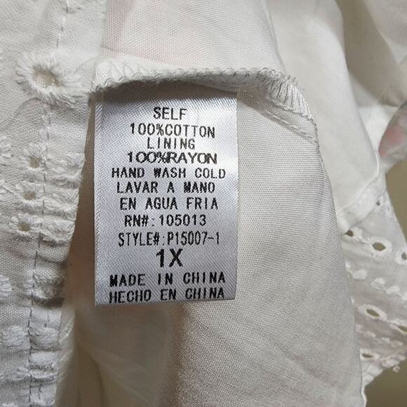 Andree by unit eyelet short sleeve shirt with neon tassel detail woman's size 1X - Picture 6 of 9